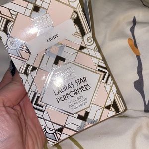 Laura Geller, Star Performers